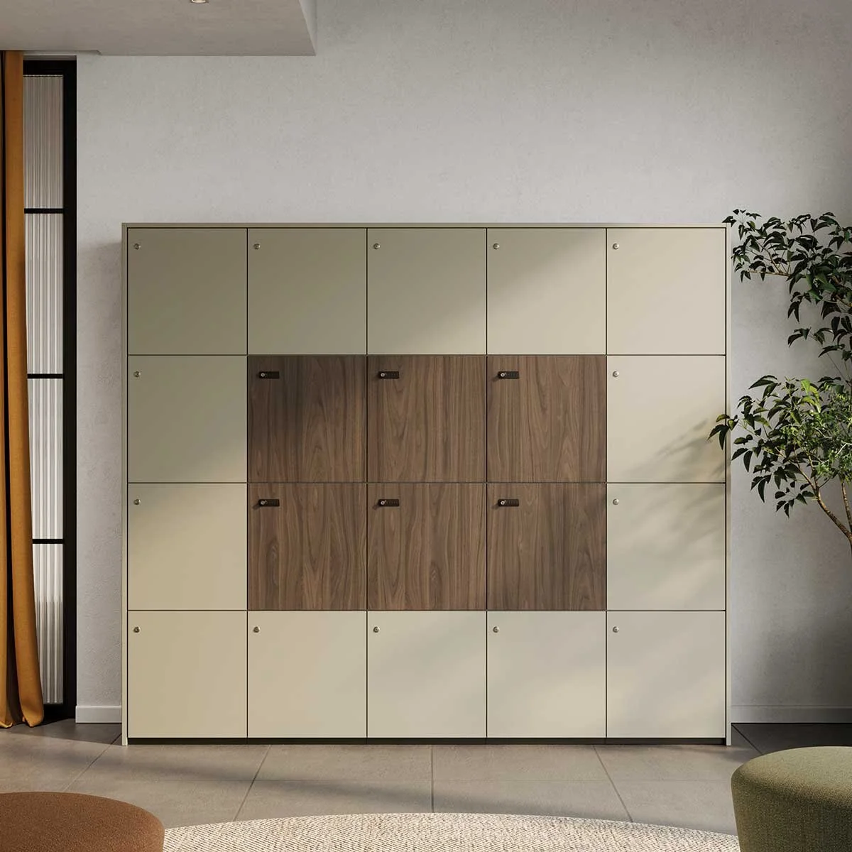 122_lockers_00.jpg