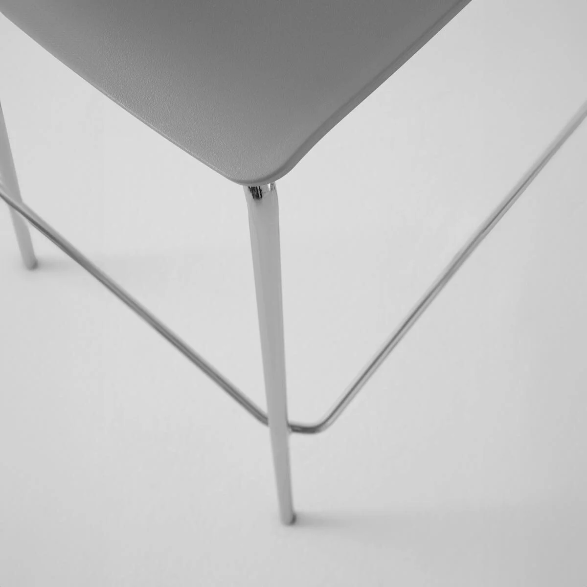 160_sgabelli_slot_fill_78_stool_09.jpg