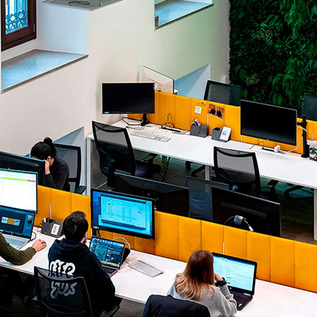 249_sistemi_per_la_correzione_acustica_ECOdesk_desk_09.jpg