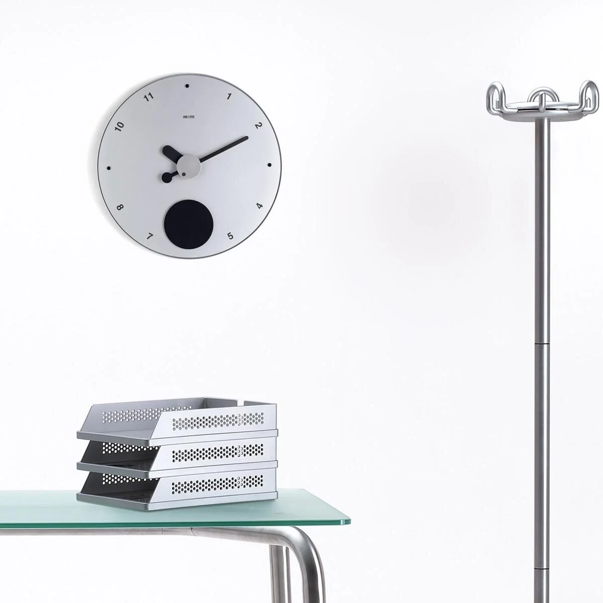 306_orologi_complementi_di_arredo_contrattempo_in_alluminio_01.jpg