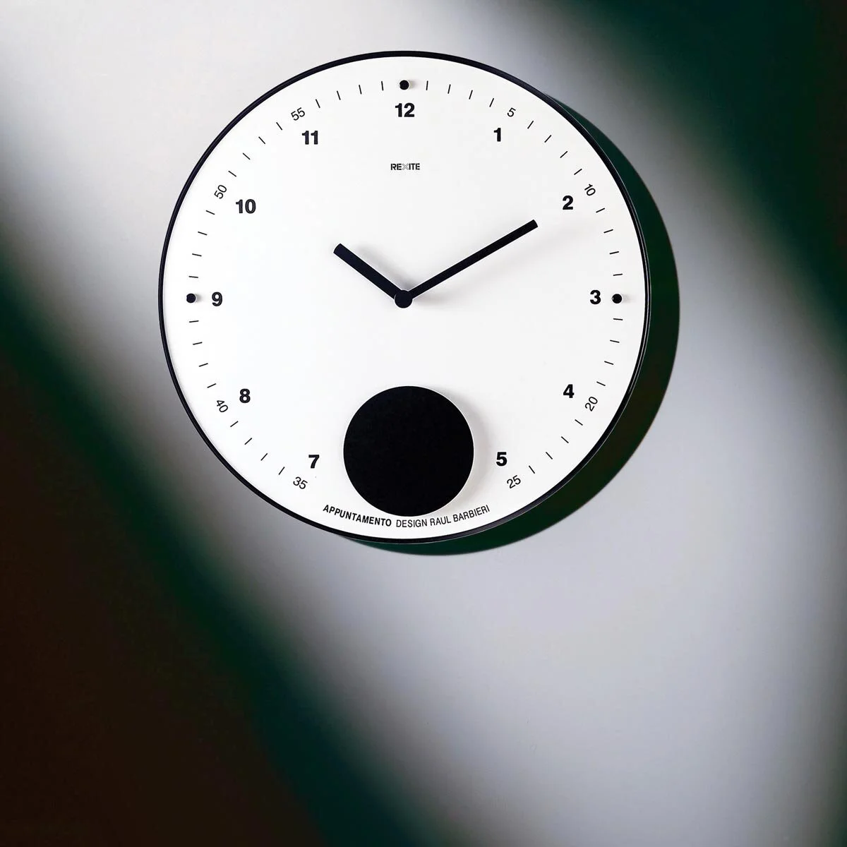 306_orologi_complementi_di_arredo_contrattempo_in_alluminio_02.jpg