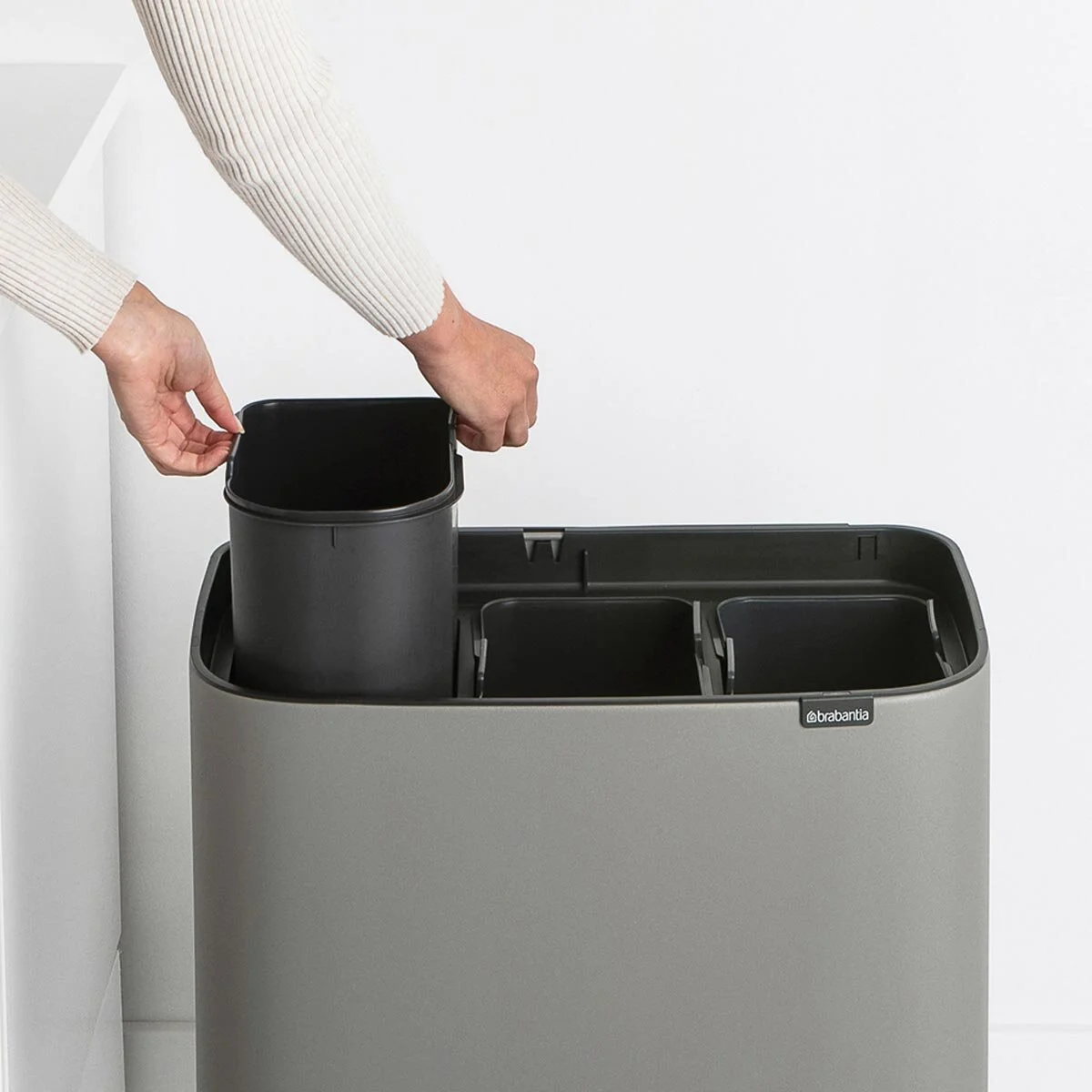 342_Bo_Touch_Bin_3x11_Mineral_Grey_01.jpg