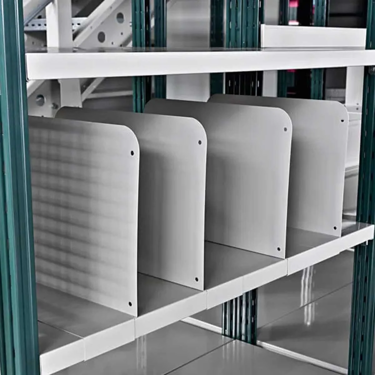 437_scaffalature_metalliche_unimondial_16.jpg