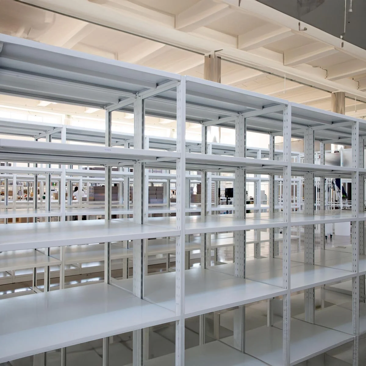 438_scaffalature_metalliche_unimondial_00.jpg