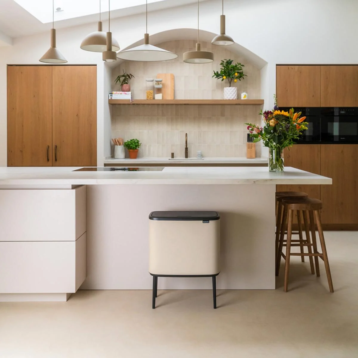 506_Bo-Touch-Bin,-3-x-11L_Soft-Beige_07.jpg