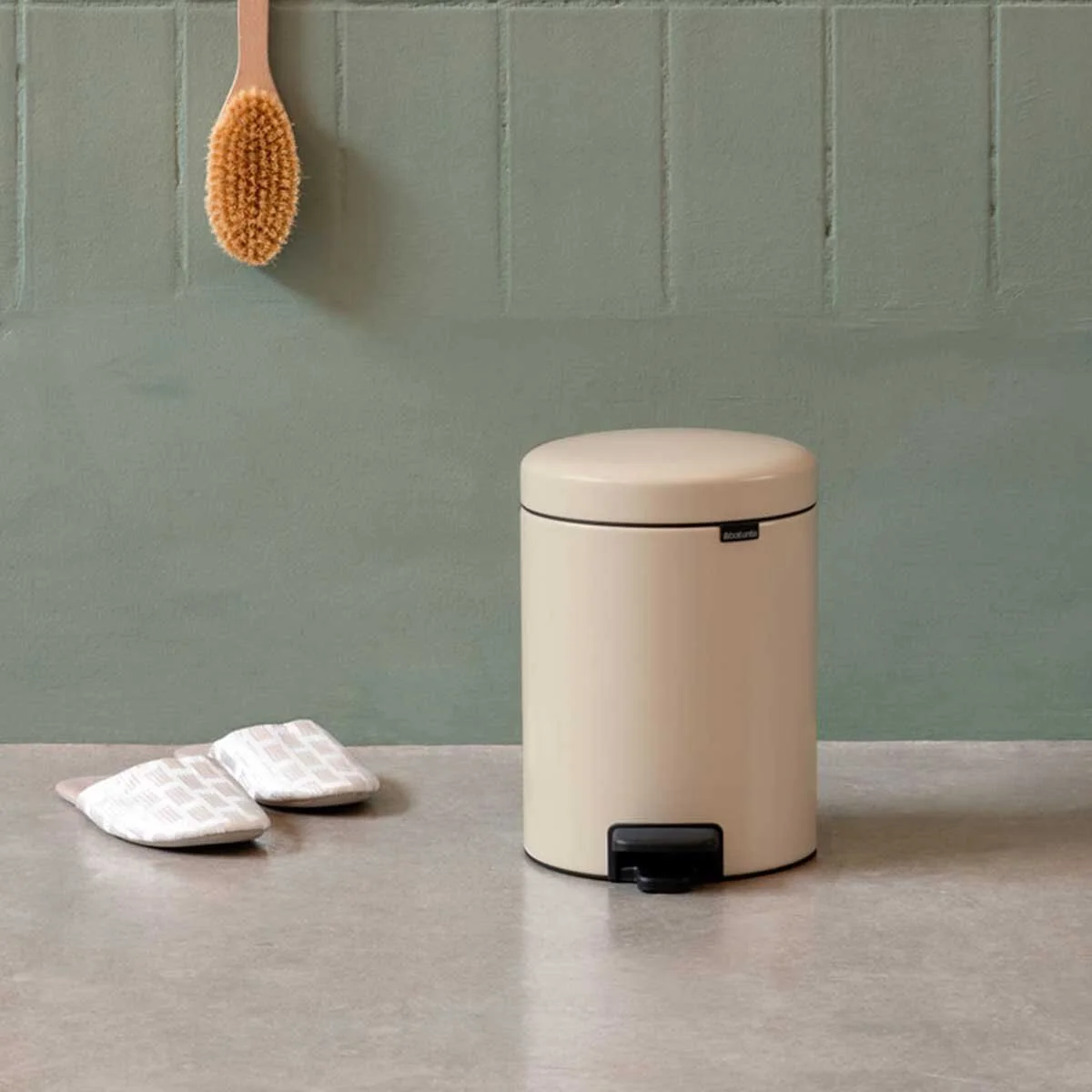 583_NewIcon-Pedal-Bin,-3L---Soft-Beige-(5)_.jpg