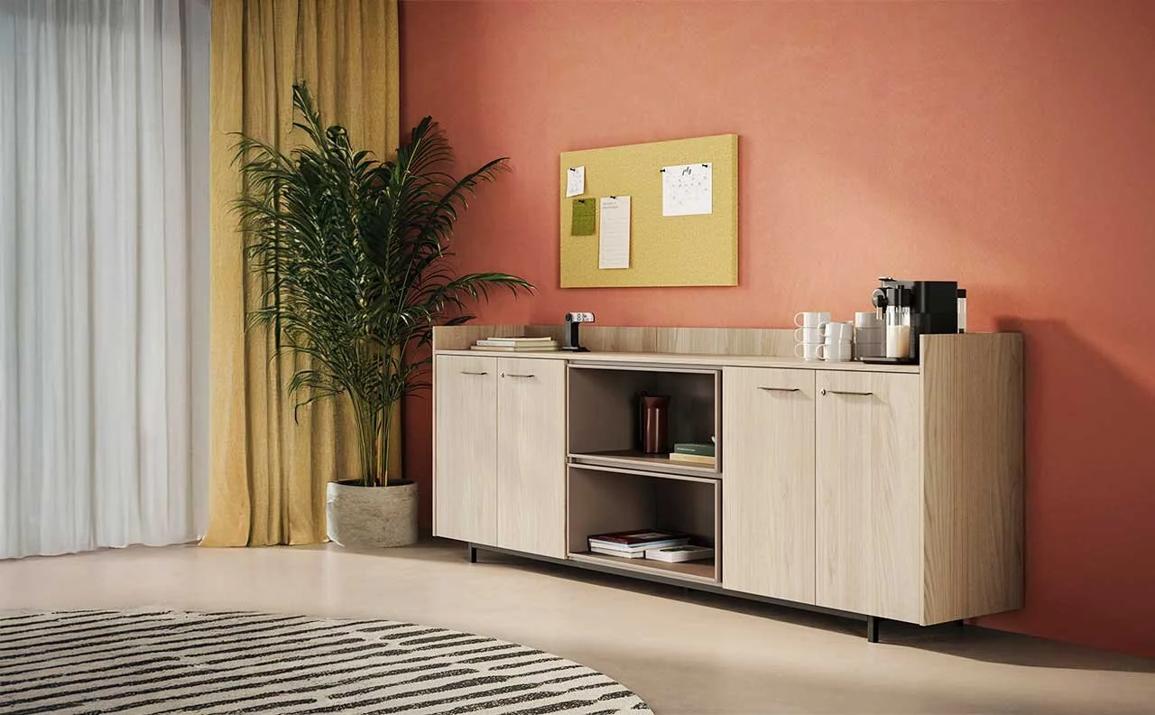 Credenza 4 ante e vano a giorno
