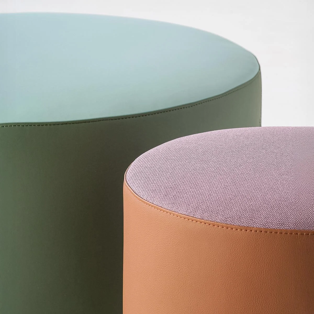 675_kroff_pouf.jpg