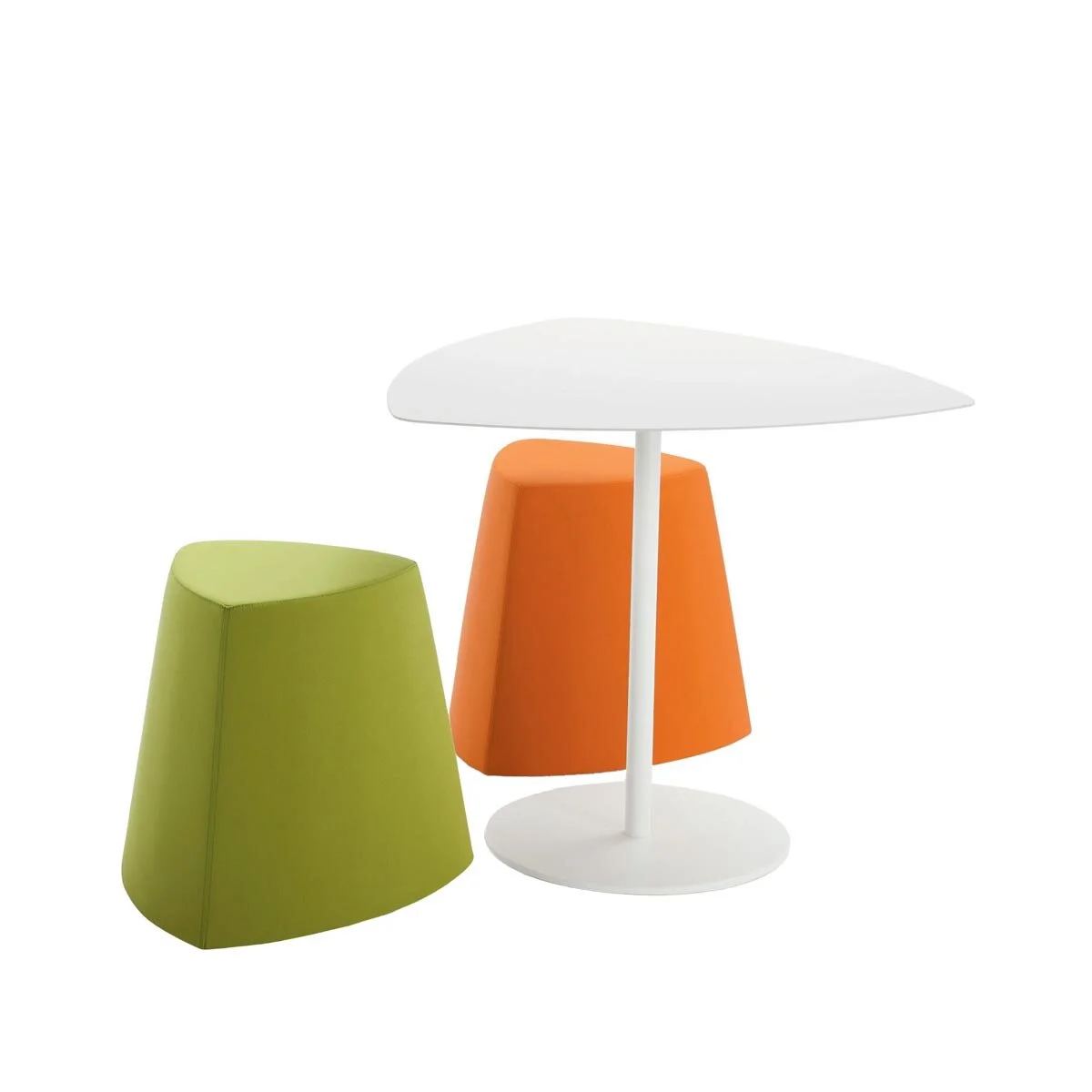 676_kensho-pouf_04.jpg